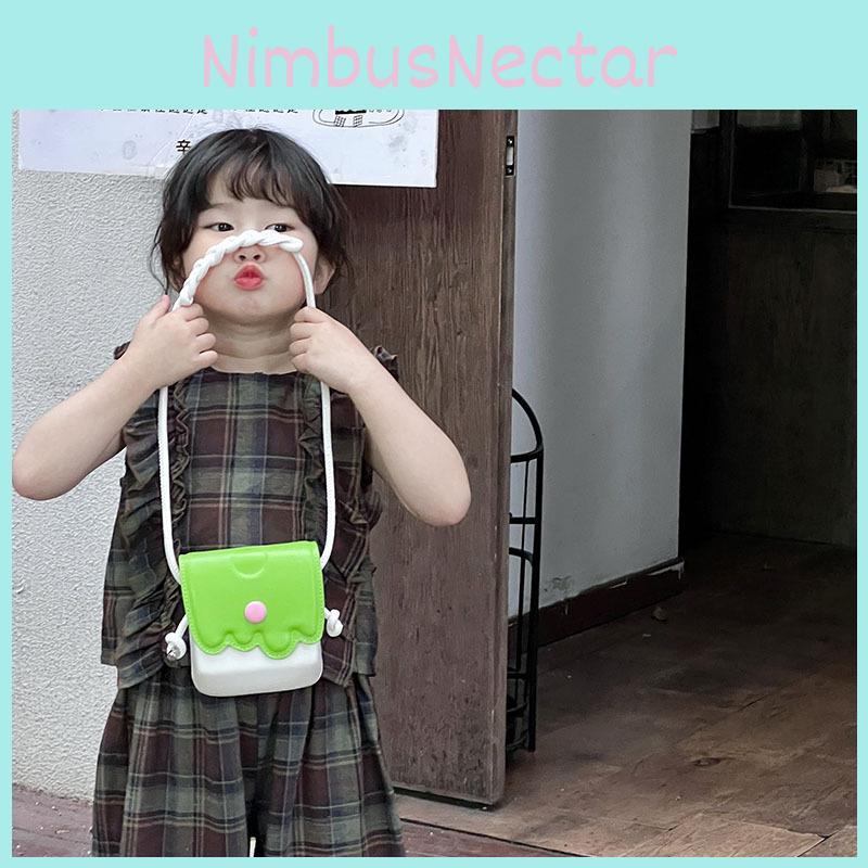 Stylish Mini Shoulder Bag For Kids With Vibrant Color Blocking And Breathable Material