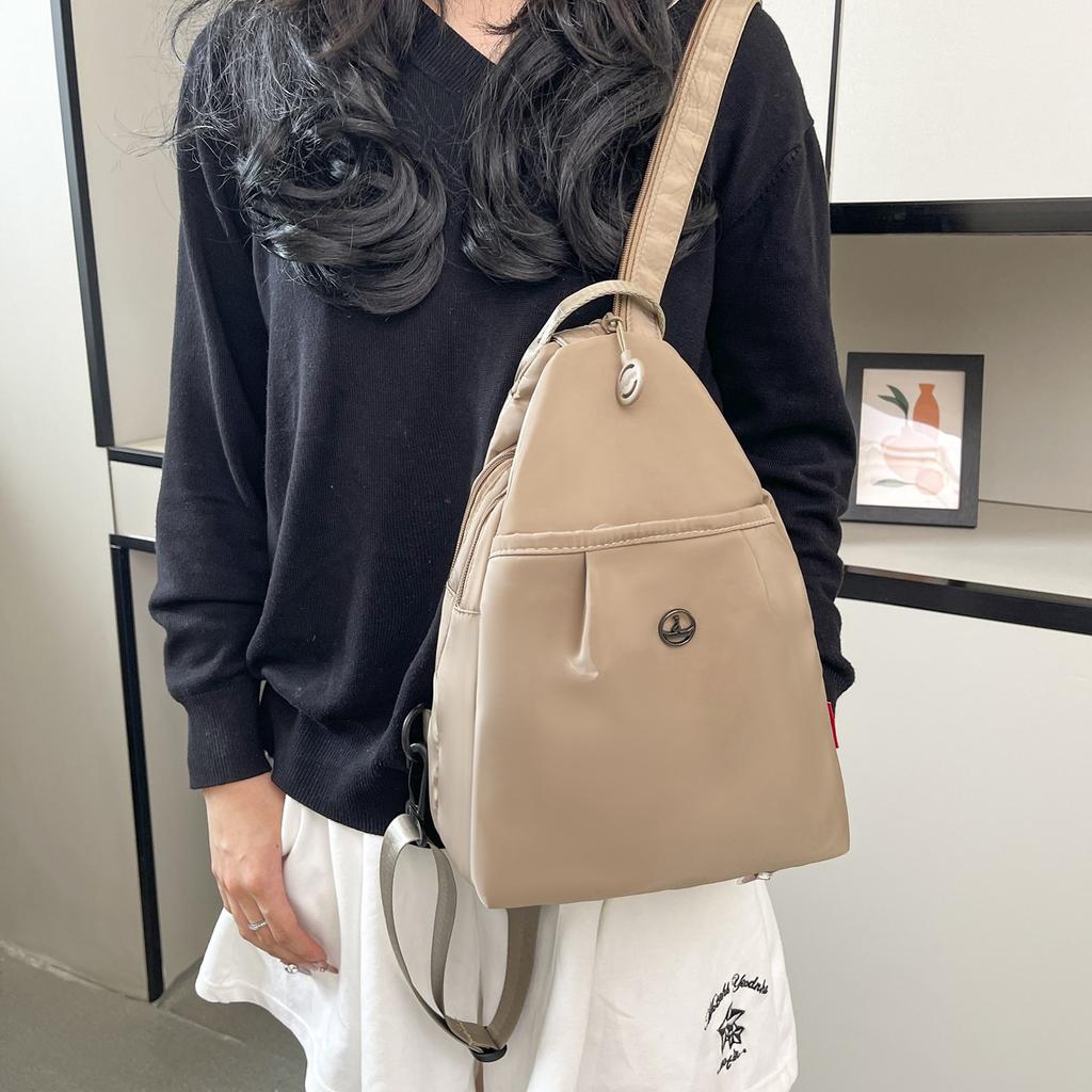 New Fashion Messenger Bag Women's Light and Strong Backpack Multi-purpose Versatile Travel Backpack Large-capacity Commuter Bag