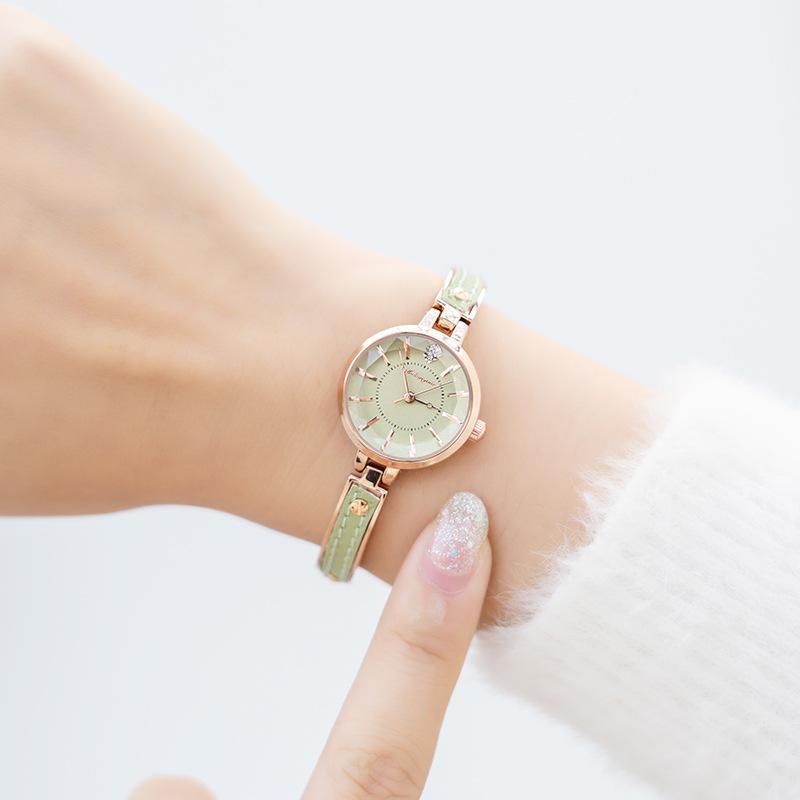 Premium Semi-Bracelet Watch Women'S Small Exquisite Light Luxury Niche Mini Bracelet Watch Green Watch