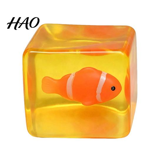 Portable Stress Cube Toy Glow-in-the-Dark Toy, Relief Squeeze Transparent Sensory Clear with Luminous Sea Animal Inside