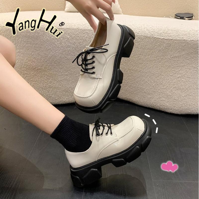 Fashion Women 2024 New Square To Design Beige Chelsea Platform Boots Spring Autumn Lace Thick Heel College Style Small Leather Shoes