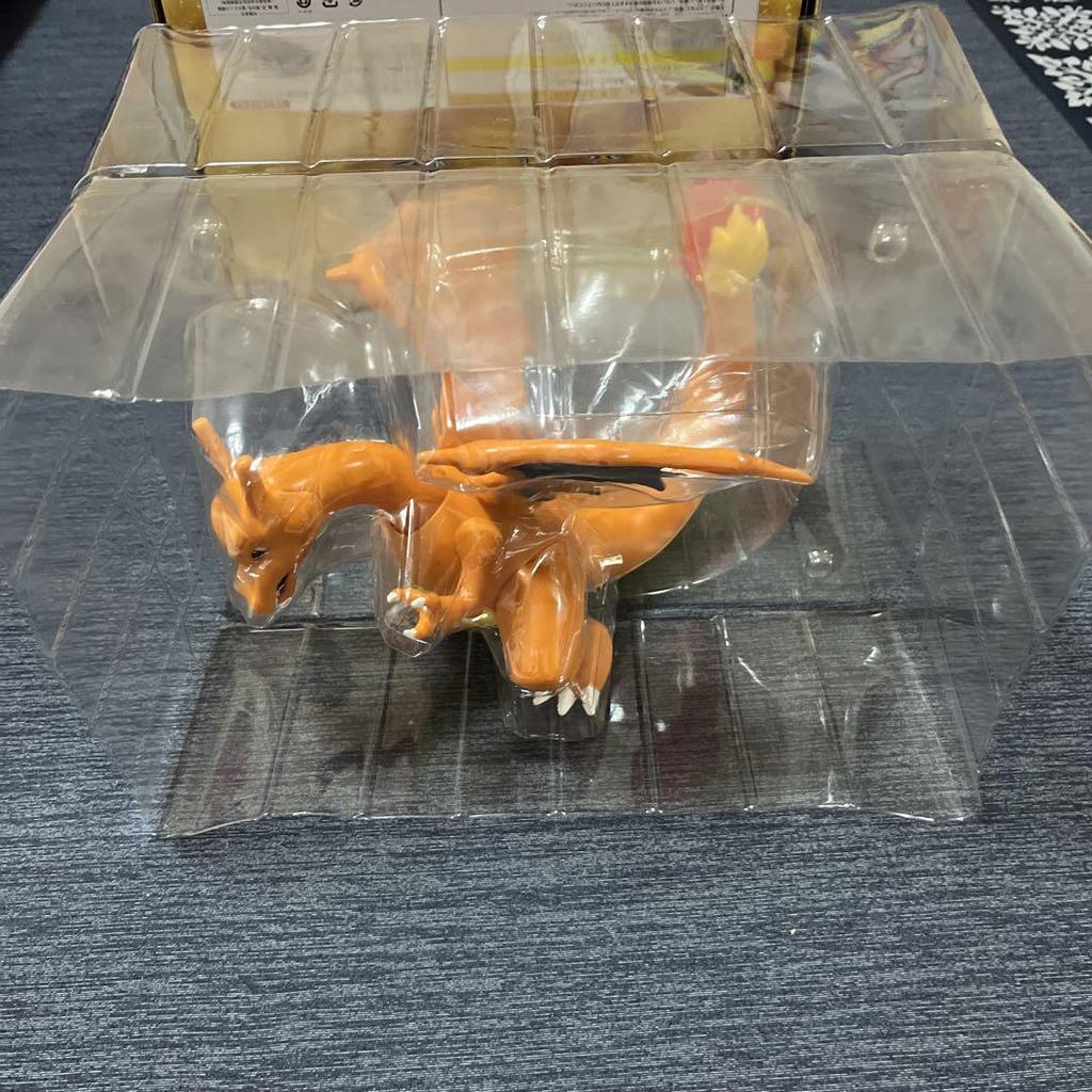 [USED] Pokemon Action Figure Charizard