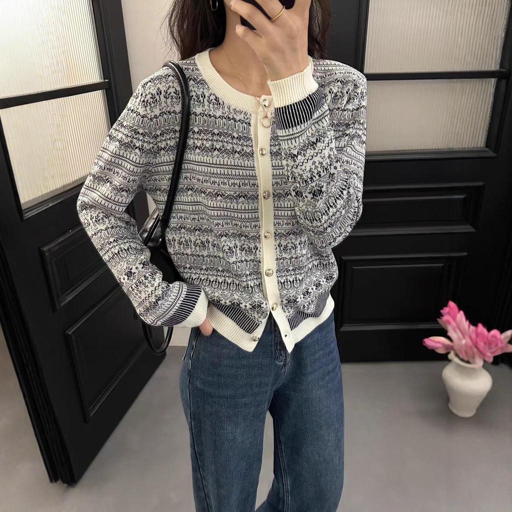 Women's Korean Style Wool Color Block Cardigan - Round Neck, Fair Isle Jacquard, Autumn/Winter Fashion.