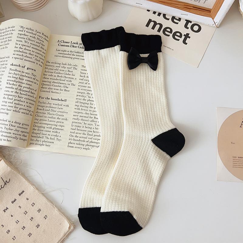 Embroidered Bow Socks Medium Tube Socks Cotton Spring And Autumn White Black Stacking Socks Mesh Stockings