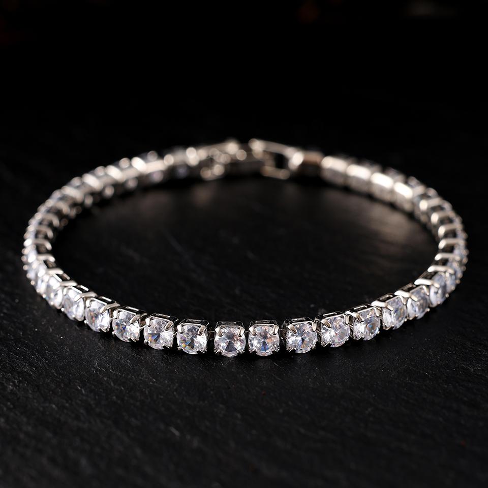 Luxurious And Romantic Diamond-inlaid Cubic Zirconia Bracelet Suitable For Women To Wear And Wear For Summer Travel