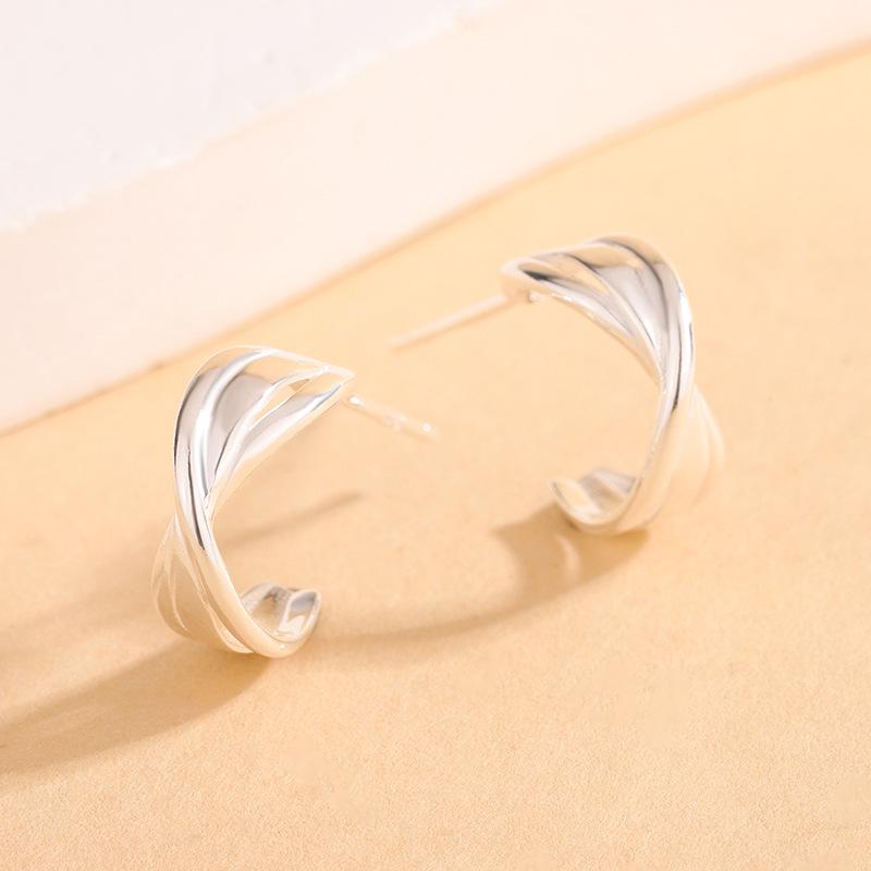 925 Sterling Silver Minimalist Cross Knot C-Shaped Earrings - European & American Style, Light Luxury and Versatile Design