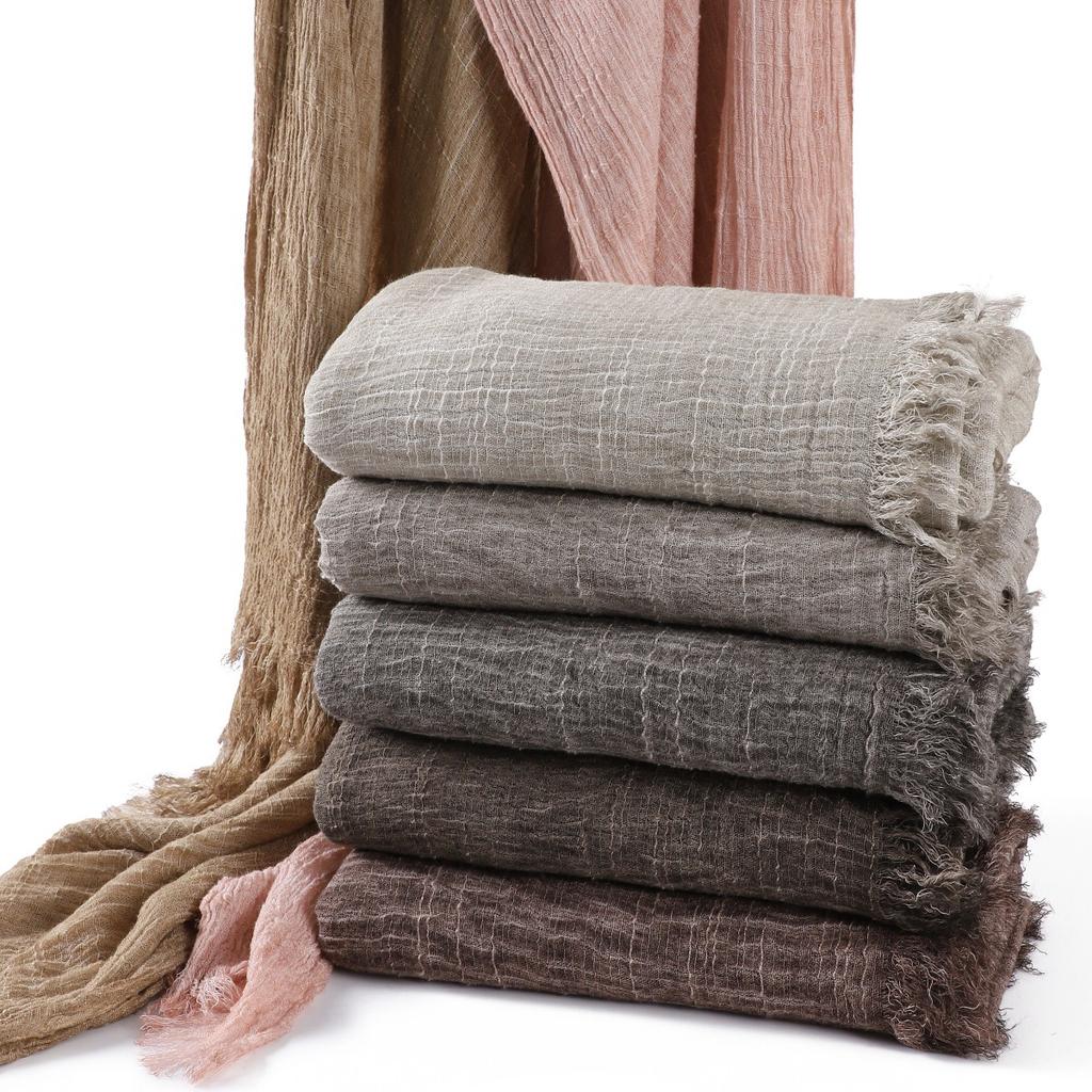  New High Quality Solid Color Wrinkle Muslim Women Hijab Scarf Ramadan Shawl Headband Turban Islamic Hijabs Wraps Tassels
