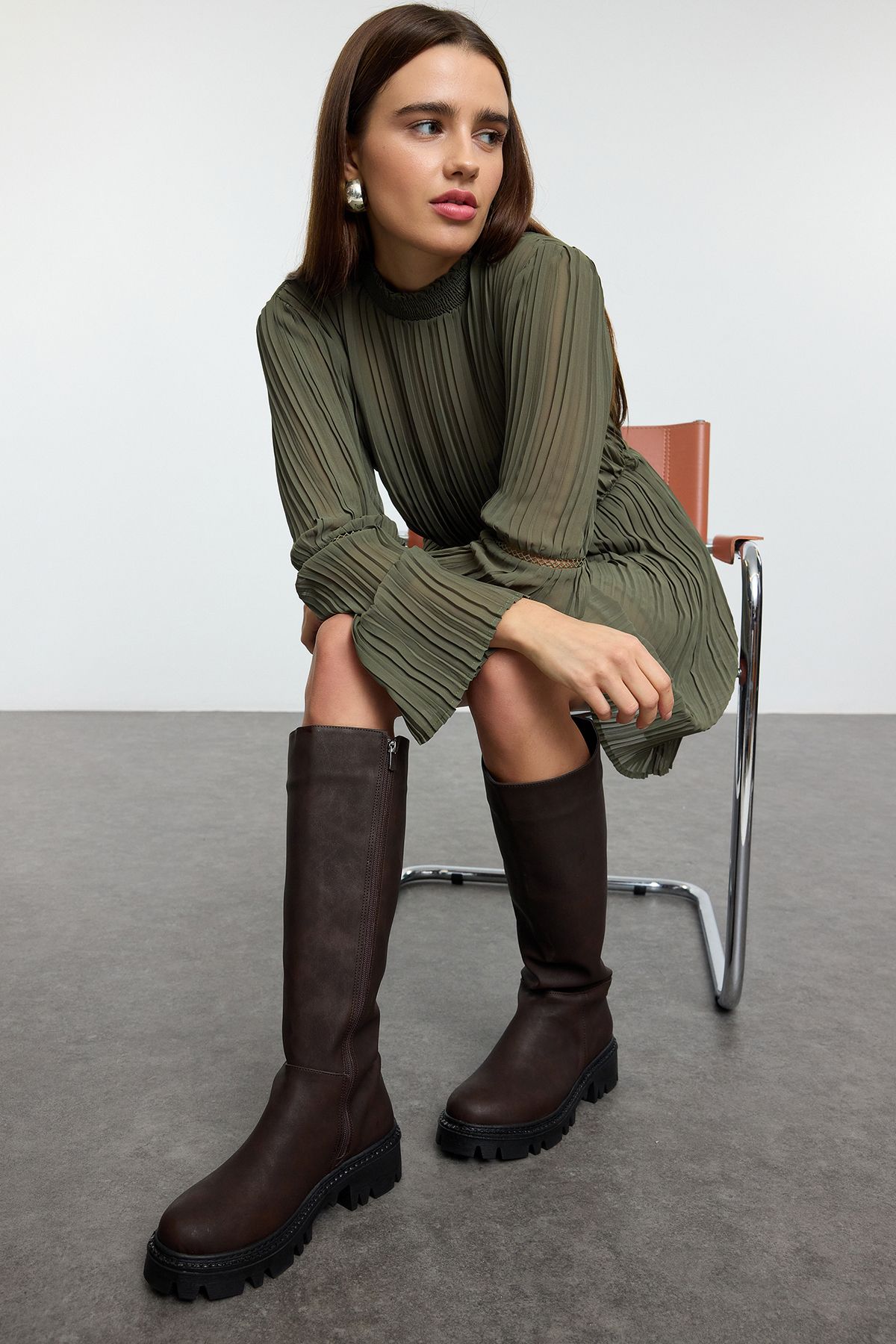 

Dark Brown Thick Soled Women s Boots 36