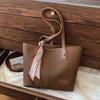 Fashion tote bag women's new high-end shoulder bag fashionable, simple and atmospheric Tongle underarm bag