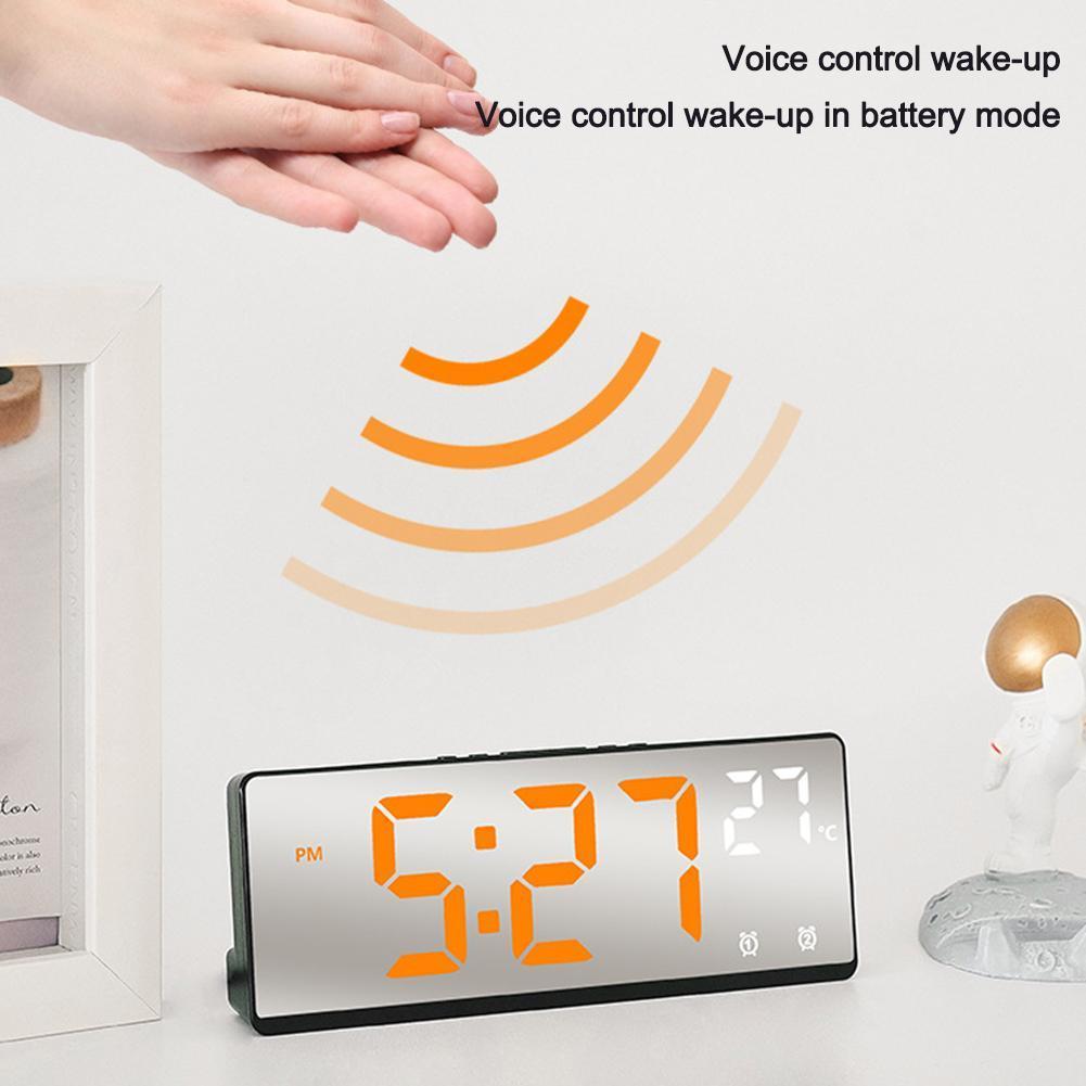 6.9 Inches Electronic Alarm Clock 5 Levels Brightness Adjustable Large Screen Student Desk Clock Table Clock 17.4x6.8x2.3cm