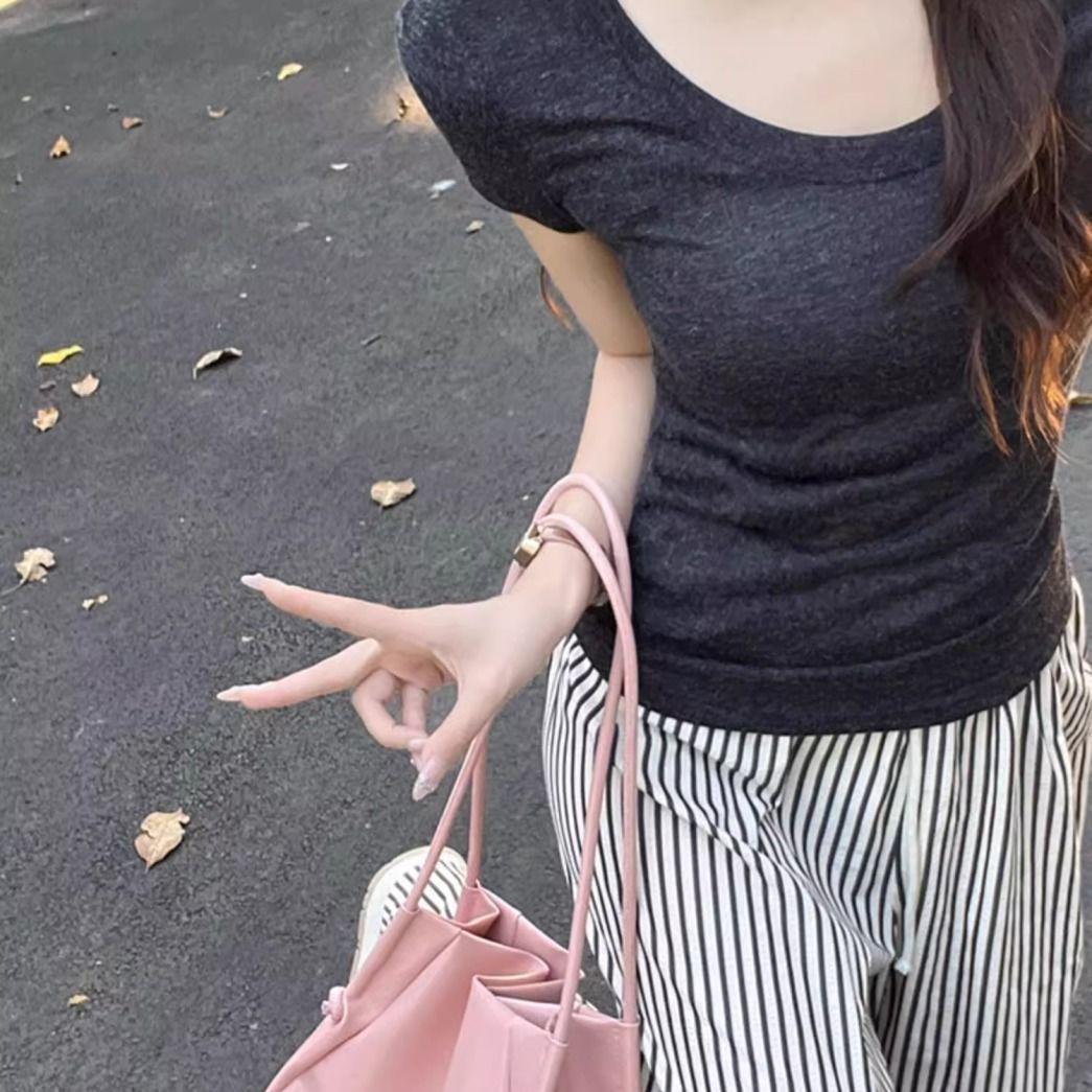 

Элегантный облегающий модальный топ - Женский лето 2024, Сексуальный с открытыми плечами, Подчеркивающий талию, Подчеркивающий грудь S (30-40 kg)