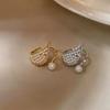 Elegant Zirconia Pearl Ring - Luxurious French Design with Wing Detail for Women