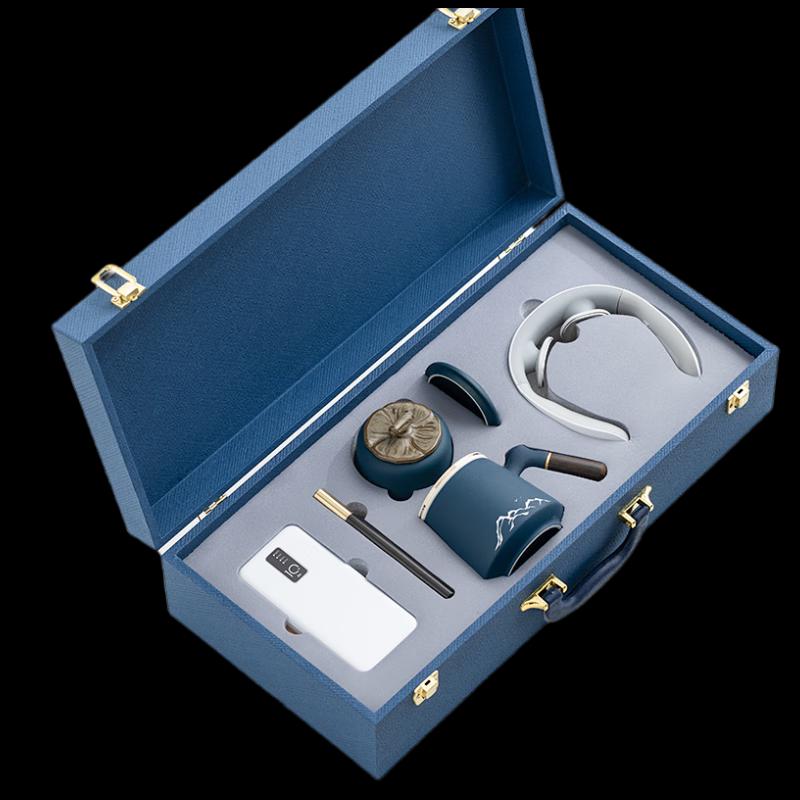 Elegant Multi-Item Business Gift Sets