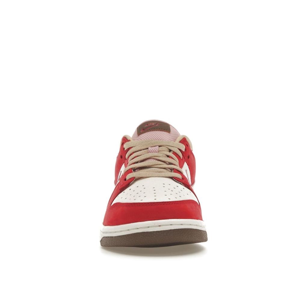 Nike Dunk Low Premium Bacon Joggesko for kvinner Red Sport-Red Sheen FB7910-600