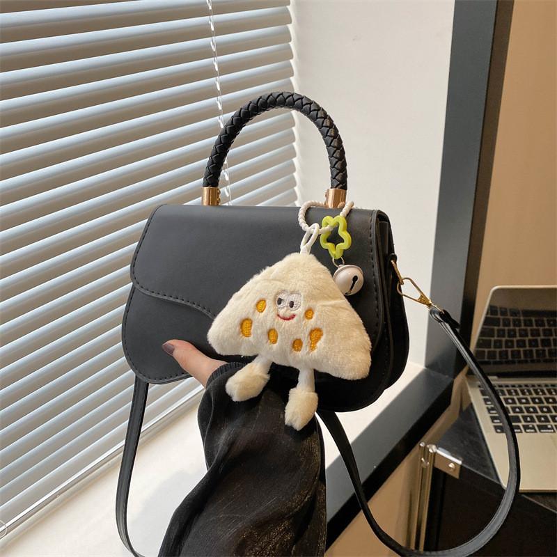 

Fresh And Contemporary Small Square Bag With Soft Texture Ideal For Everyday Use Without Pendant чёрный