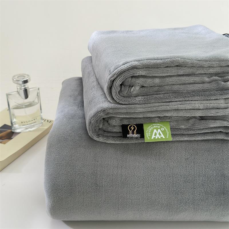 

Фланелевое плюшевое одеяло-простыня из кораллового вельвета класса А - Одно изделие для зимнего общежития. 200*230cm 3-Piece Set (Sheet*1 + Pillowcase*2)