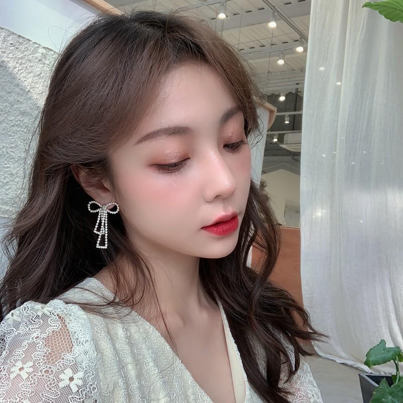 Bow Earrings 925 Silver Needle Rhinestone Celebrity Stud Earrings Hipster Personalized Earrings One Piece