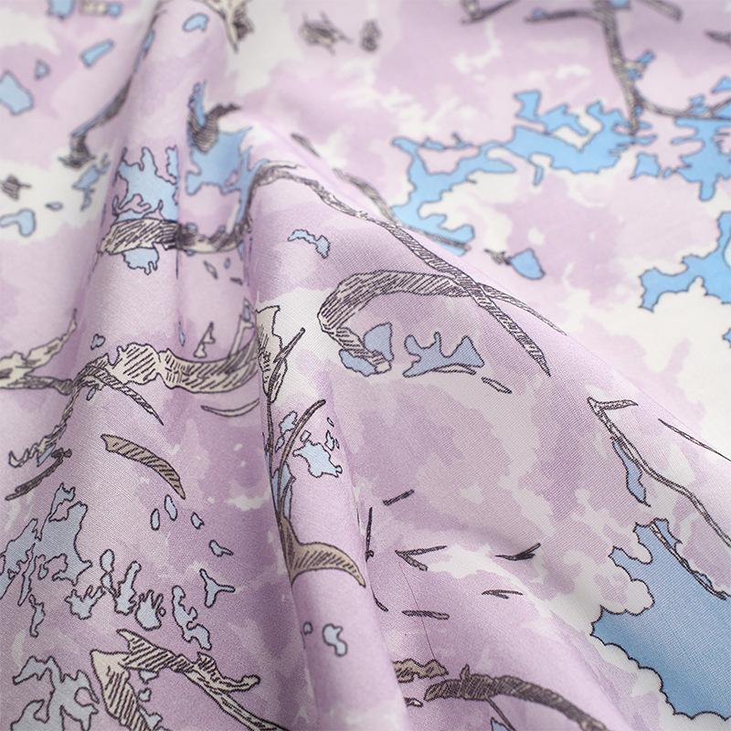 New light and elegant design, fashionable and versatile small square scarf, a must-have for high-end trends, mulberry silk women's elegant silk scarf