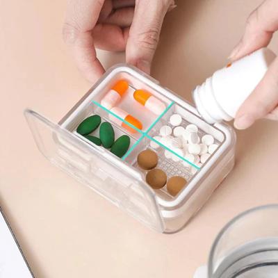 Pillen-Organizer Kleine quadratische Medikamentenbox 4 Fächer Feuchtigkeitsgeschütztes Reise-Pillenetui mit Pillenteiler für Fischöl