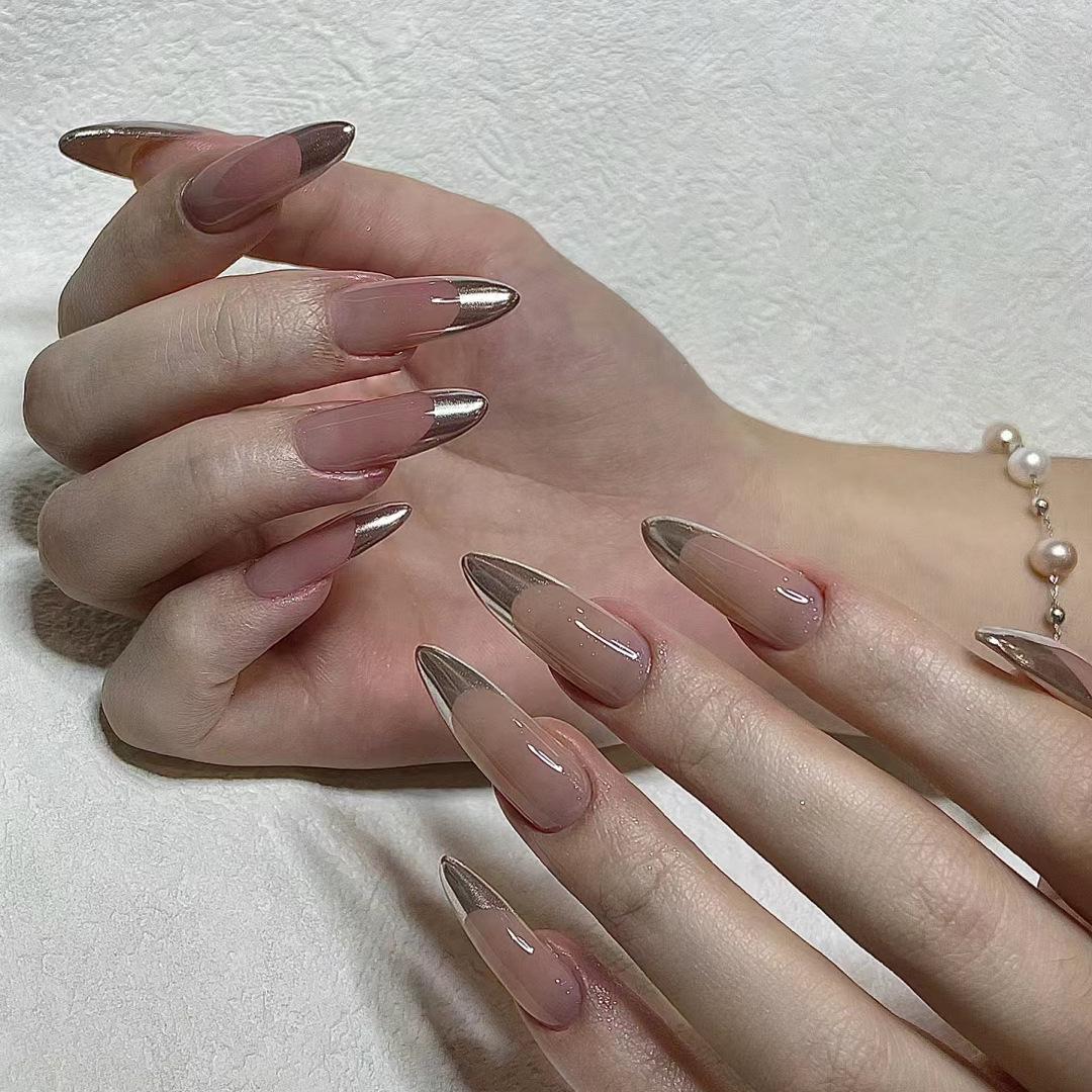 

WM-97 Almond Silver French Fake Nails: Elegant Wearable Nail Tips and Stickers, 24-Piece Set. Glue Model