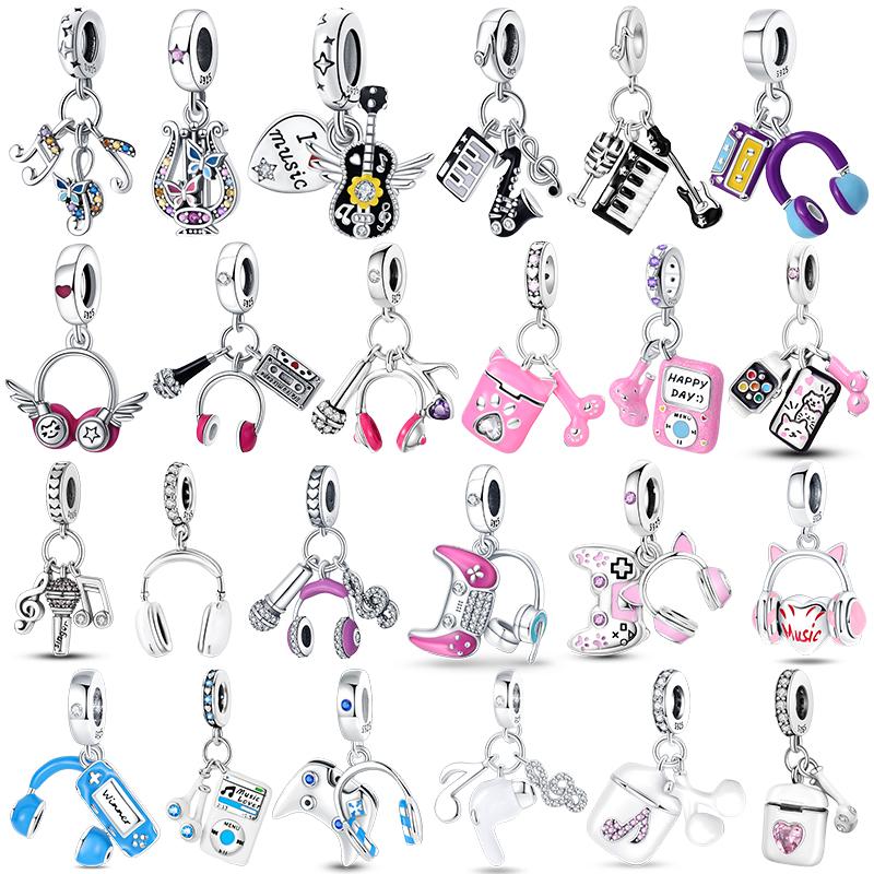 Copper Music Series Guitar Violin Saxophone Earphone Pendant Charms Beads Fit 4Mm Hole Diameter Bracelet Jewelry