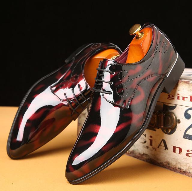Office Men's Shoes Fashion Shiny Patent Leather Shoes Casual Luxury Business Wedding Shoes Men Oxford 38-48