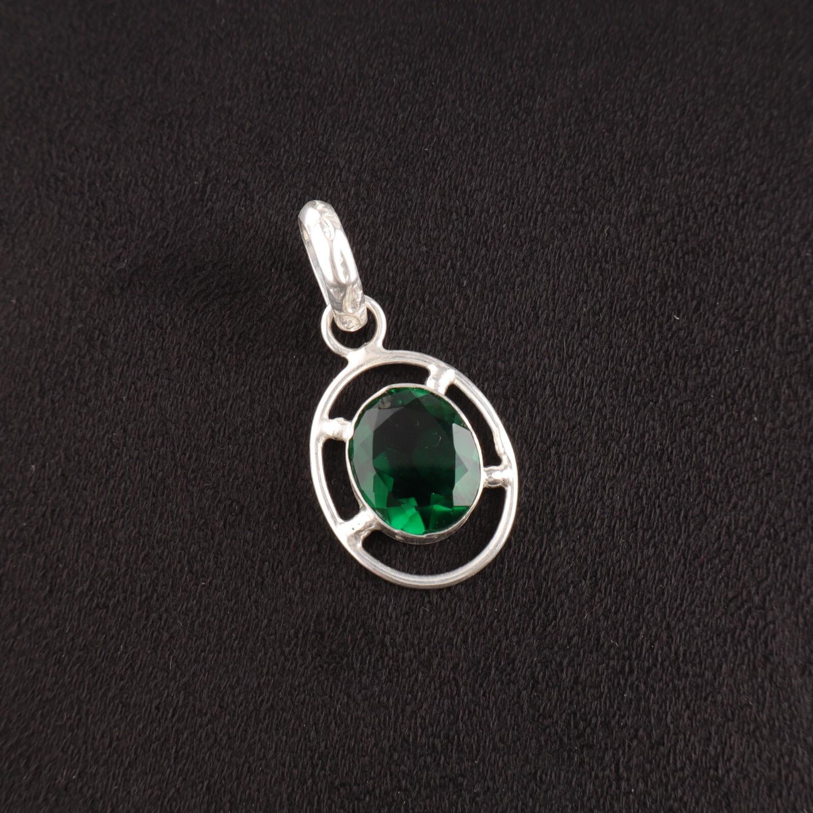 

Хромдиопсид Драгоценный камень 925 Стерлинговое серебро Ювелирные изделия Ручной работы Свадебная подвеска PP-6-9