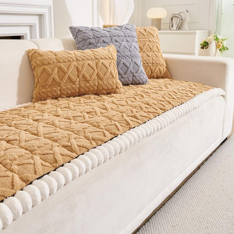 Light Luxury Tafu Velvet Sofa Cushion, Winter Model, High-End Thickened Steamed Bread Cushion, Sofa Cover, Non-Slip.