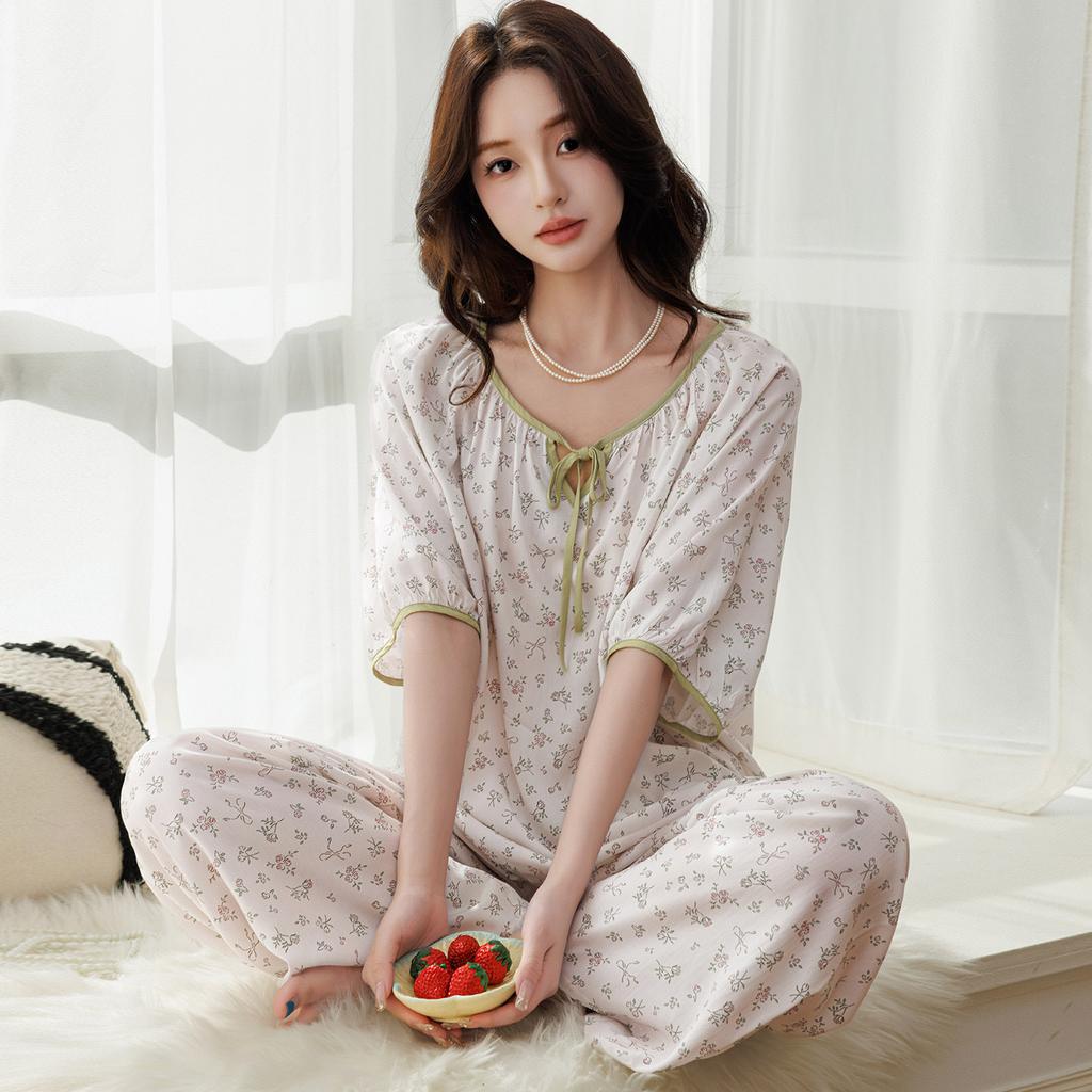 Cotton and silk floral women's new Chinese style pajamas set summer short-sleeved nine-point pants loungewear can be worn outside idyllic style