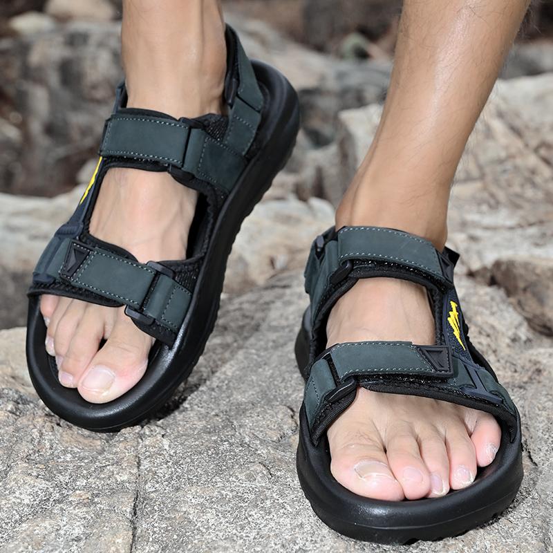 Fashion Summer Leisure Beach All-match Sandals Male Outdoor Comfortable Flats 2025 New Men's Sport Sandals Lightweight Men Walking Shoes