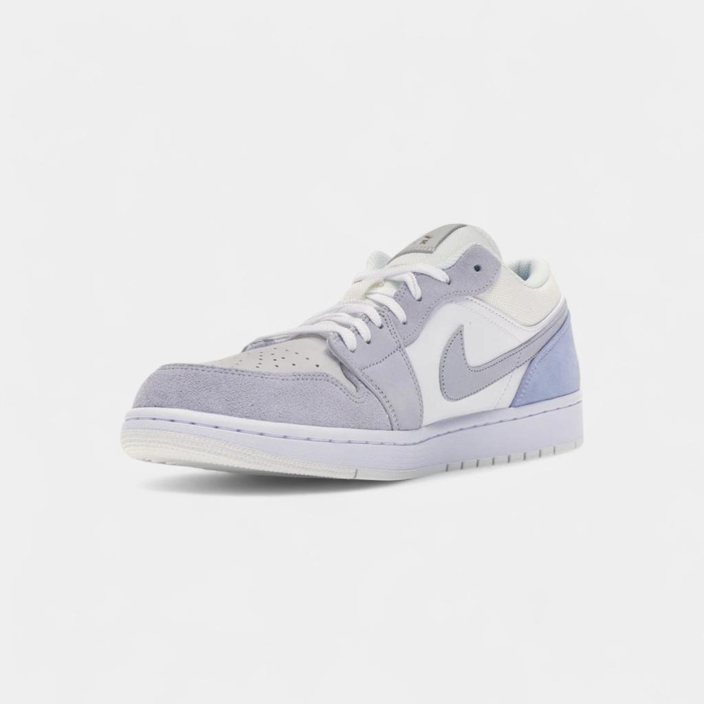 Jordan 1 Low Paryż