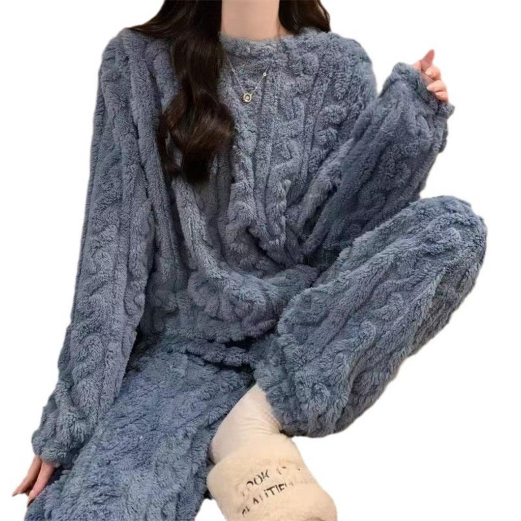 Winter Velvet Pajama Set, Suitable for Women - Long Sleeved Top and Matching Pants, Warm and Comfortable Sleeping Outfit, Cute Pajama Set