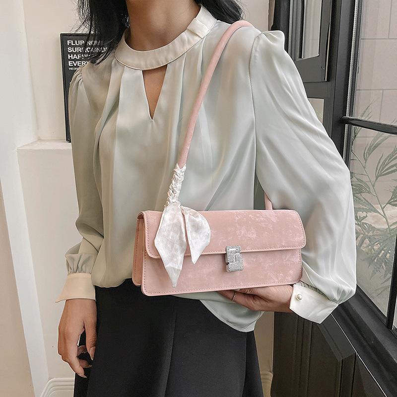 French Niche Bag Women's 2025 New Silver Shoulder Bag Is Popular This Year, Textured Underarm Baguette Bag