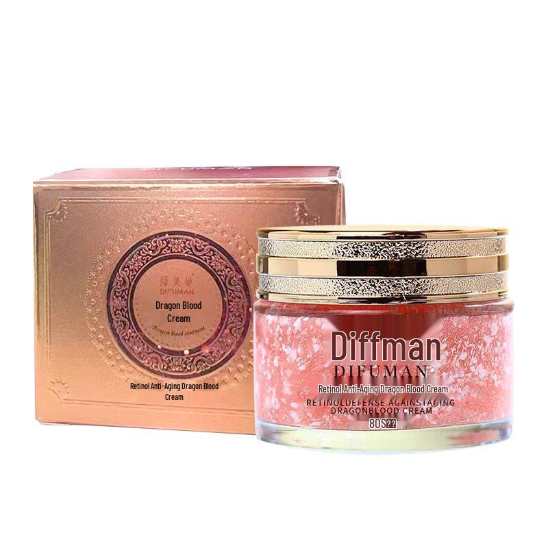 

Увлажняющий СС-крем с ретинолом и драконовой кровью - Увлажняет, Осветляет и Борется со старением