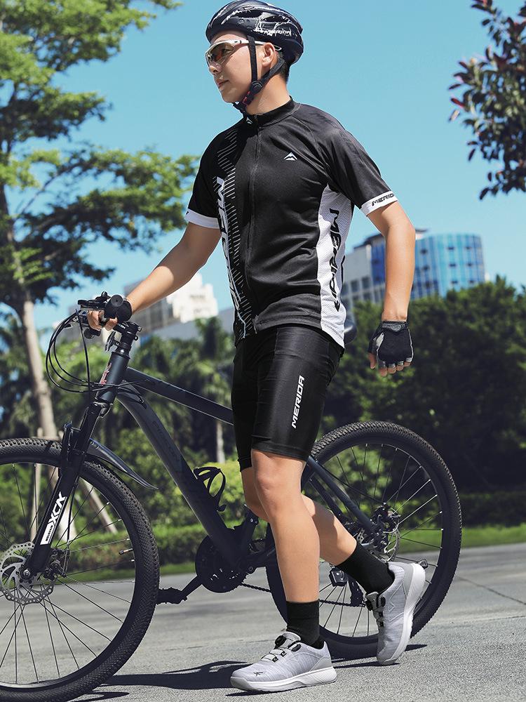 Q8 Professional Non-Slip, Wear-Resistant Cycling Shoes for Large Sizes - Exclusively Designed for Outdoor Use