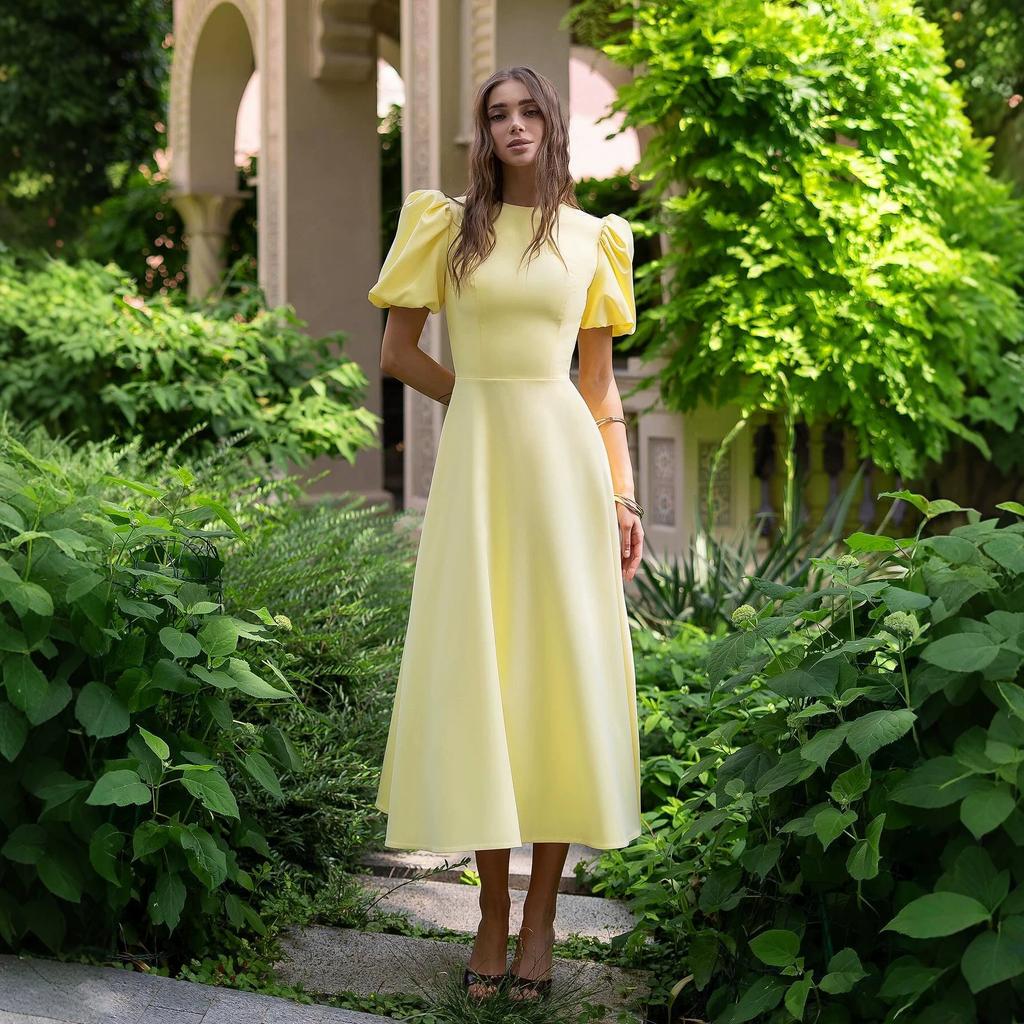 European beautiful women spring new round neck bubble short sleeve dress A word big swing dress