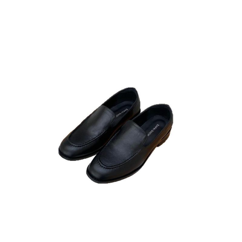 Cloud soft waxy round head versatile loafers women's autumn and winter new flat-bottomed casual lazy one-pedal Doudou shoes single shoes