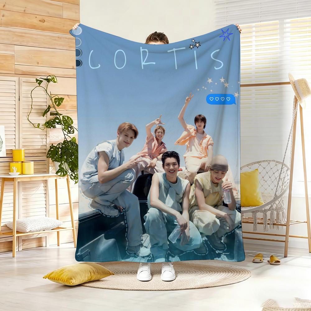 Singer C-Cortis-S Throw Lightweight 240G Flannel Blanket Soft Skin-Friendly For Summer Cooling