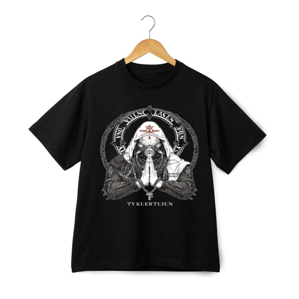 

Ty Kuertuijn Hooded Figure Graphic Unisex Tee L