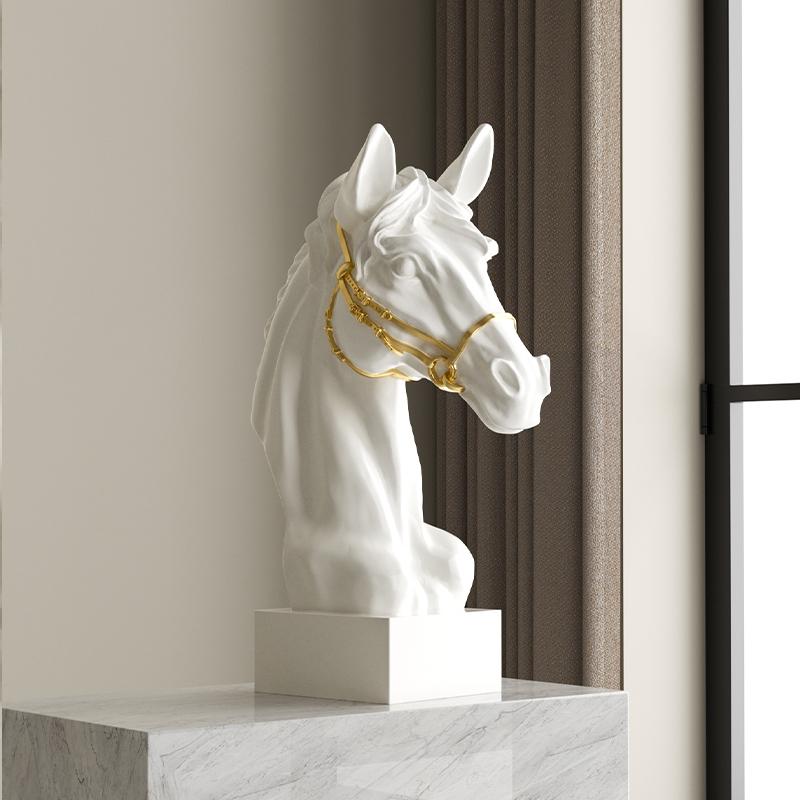 Gypsum sculpture Artistic horse head ornament Statues Soft decoration living room wine cabinet office Figurines Home Decor