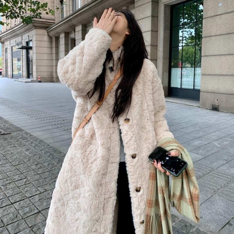 Lamb wool imitation fur coat women's new autumn and winter thickened loose daughter style fashion long stand-up collar plush coat