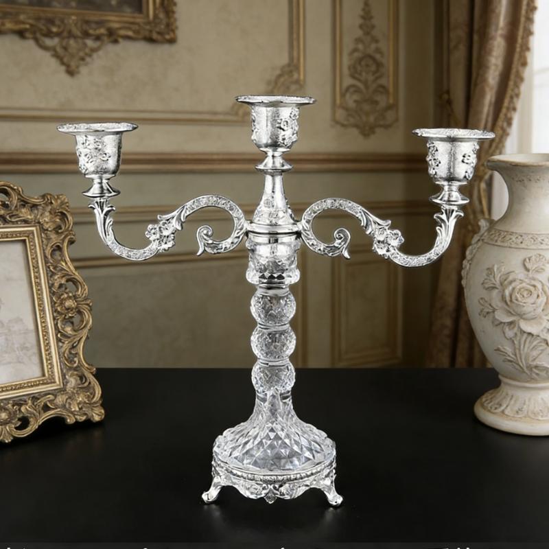 

Vintage Candle Holder Romantic Wedding Decoration Candlestick Restaurant Desktop Candle Holders Luxury Decorative Ornaments