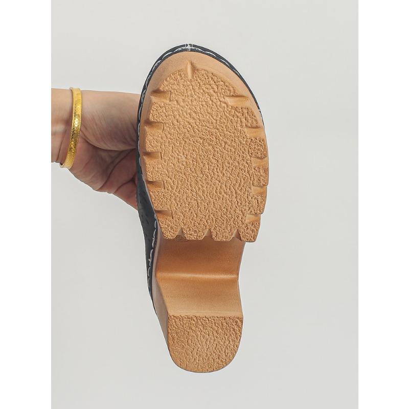 Women's Plus Size Suede High Heel Slippers Summer European American Style Carved Hollow Closed Toe Thick Block Heel