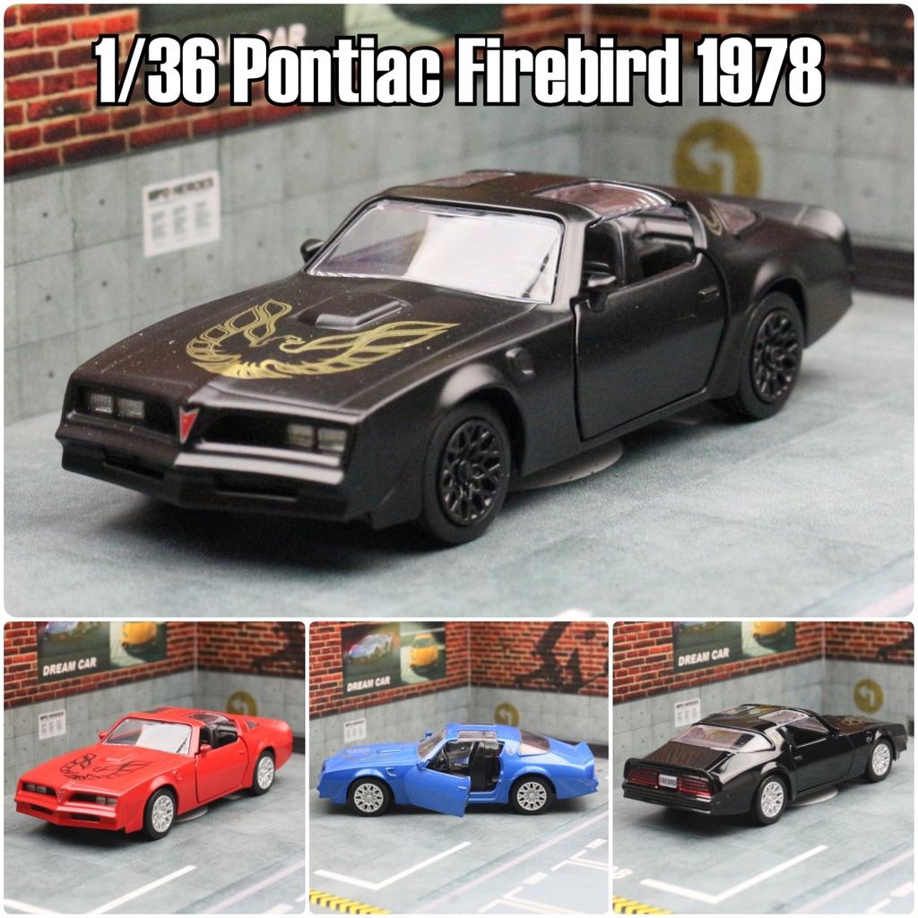 1/36 Pontiac Firebird Klassisk Leksaksbil Modell För Barn RMZ CiTY Formgjuten Legering Miniatyr Dra Tillbaka Samling Gåva till Pojke