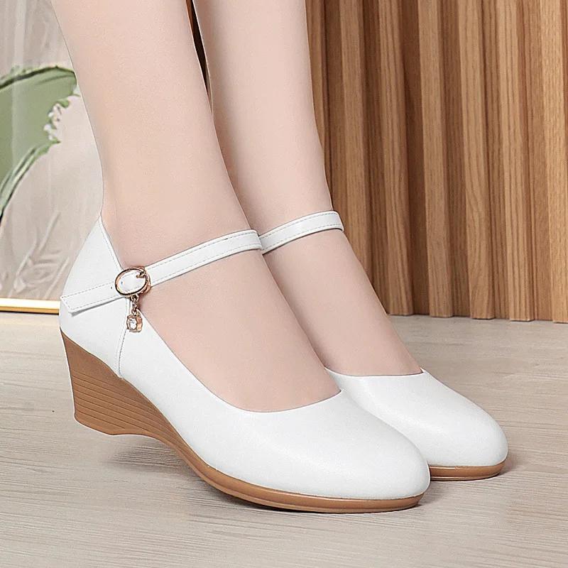 

3см 5см Удобные Дышащие Туфли-клинья с Пряжкой на Щиколотке Женские Туфли-лодочки 2025 Осень Мягкая Кожа Средний Каблук Белые Туфли Офис Мама 41