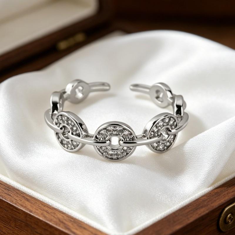 Elegantný otvorený prsteň so zirkónmi pre ženy - Štýlový, ľahký dizajn na každodenné nosenie