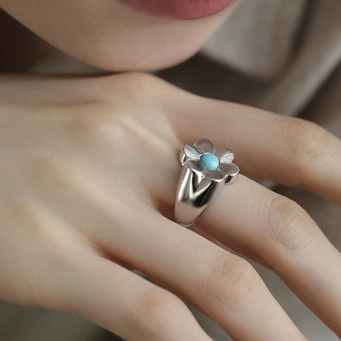 Einzigartiger, mit Türkis eingelegter, sechsblättriger Blütenring – Damenring