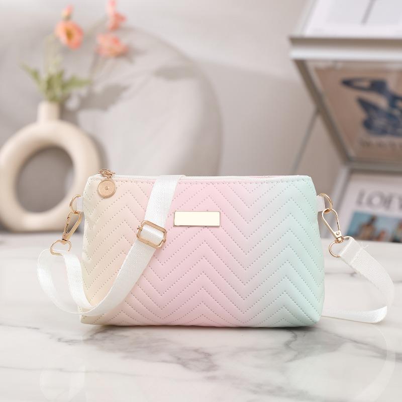 Women's bag, new embroidered iron sheet shoulder small square bag, rhombus casual messenger mobile phone bag, one piece.