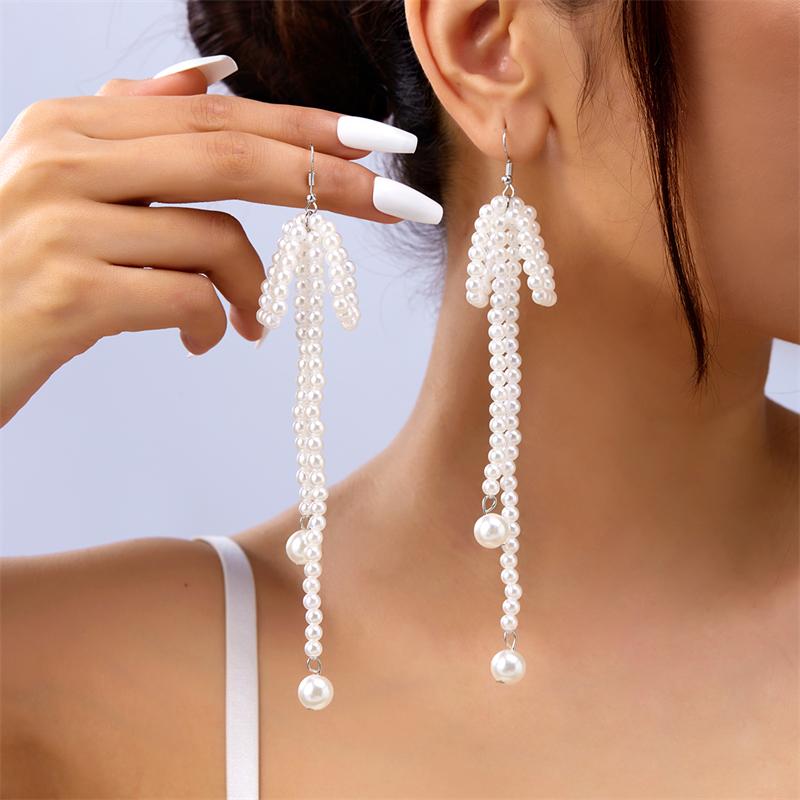Vintage Imitation Pearl Bowknot Drop Earrings for Women Handmade Beads Long Hanging Earrings Girls Party Wedding Jewelry Gift