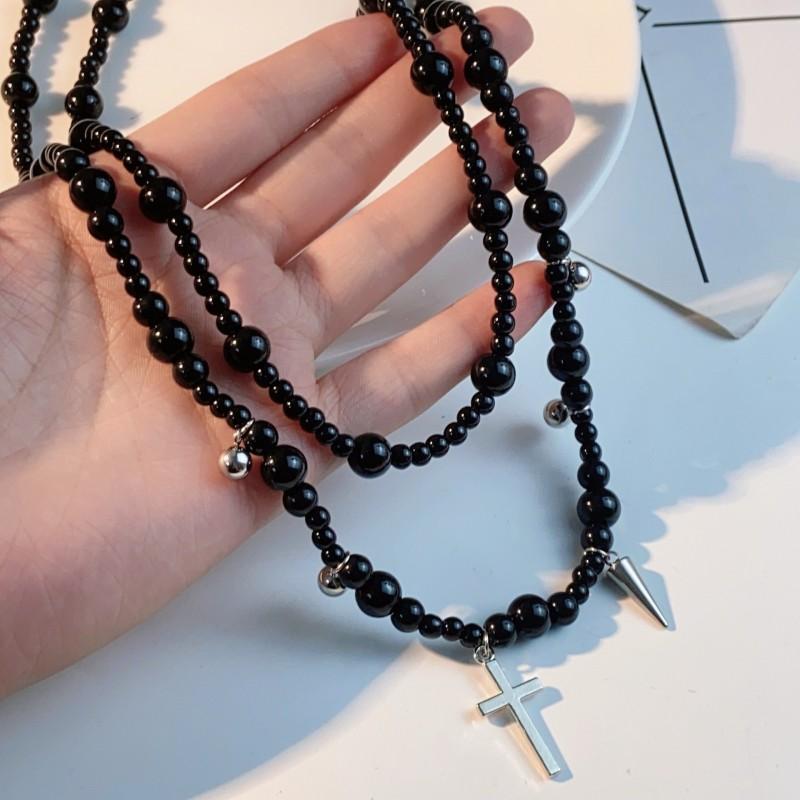 Gothic Punk Layered Choker Necklace Set With Black Cross Pendant Zinc Alloy Dark Aesthetic Multi-Strand Statement Jewelry